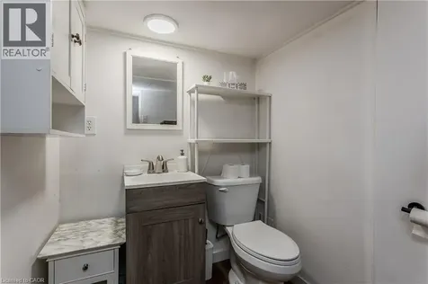 456 East 42nd Street Hamilton ON L8T 3B3