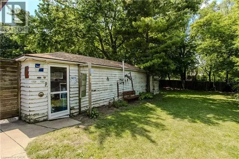 456 East 42nd Street Hamilton ON L8T 3B3