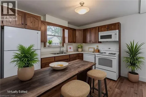 456 East 42nd Street Hamilton ON L8T 3B3