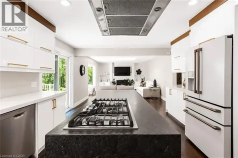 355 Edgehill Drive Kitchener ON N2P 2C8