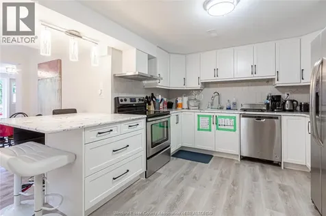 3438 Enniskillen Mississauga ON L5C 2N1