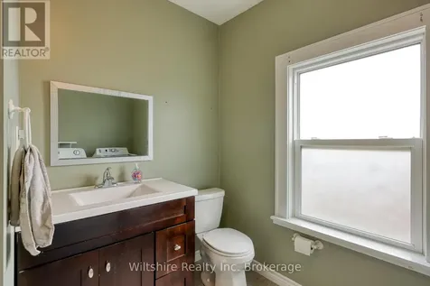 52 Bidwell Street Tillsonburg ON N4G 3T7