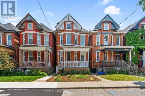 40 Ashley Street Hamilton (landsdale) ON L8L 5S6
