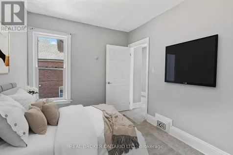 40 Ashley Street Hamilton (landsdale) ON L8L 5S6