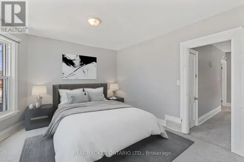 40 Ashley Street Hamilton (landsdale) ON L8L 5S6