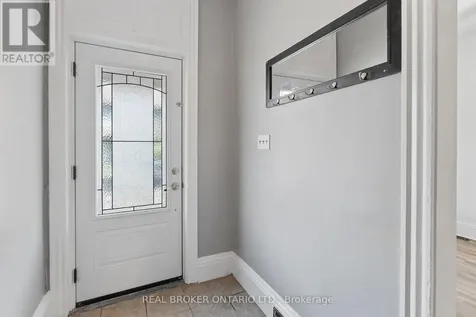 40 Ashley Street Hamilton (landsdale) ON L8L 5S6