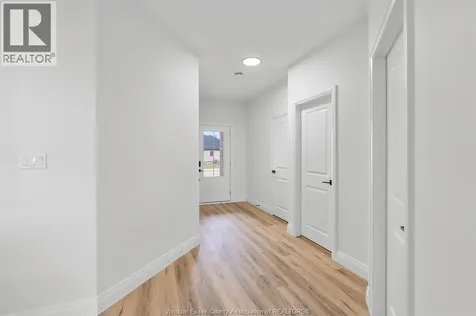 154 Mclellan Avenue Amherstburg ON N9V 0H1