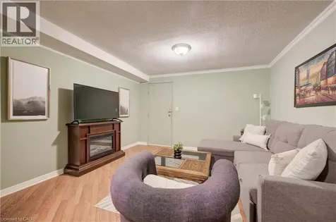 895 Maple Avenue Burlington ON L7S 2H7