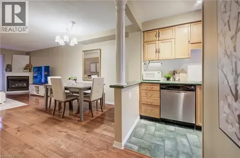 895 Maple Avenue Burlington ON L7S 2H7