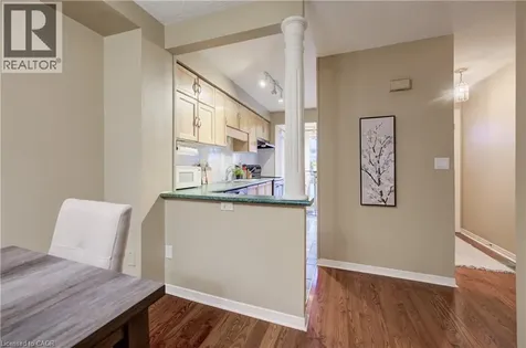 895 Maple Avenue Burlington ON L7S 2H7