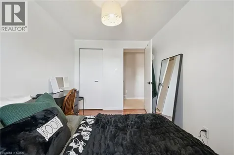 315 Mayview Crescent Waterloo ON N2V 1P6