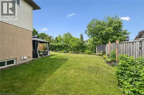 315 Mayview Crescent Waterloo ON N2V 1P6