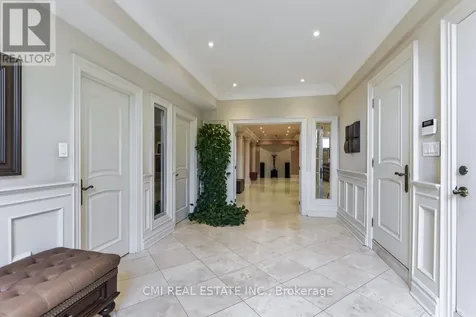 776 Woodland Acres Crescent Vaughan ON L6A 1G2