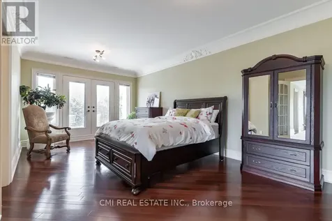 776 Woodland Acres Crescent Vaughan ON L6A 1G2