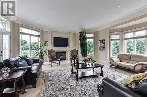 776 Woodland Acres Crescent Vaughan ON L6A 1G2