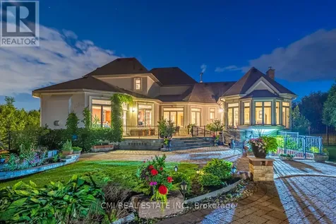 776 Woodland Acres Crescent Vaughan ON L6A 1G2