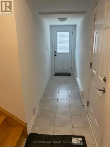 9 Hay Lane Barrie ON L9J 0T5