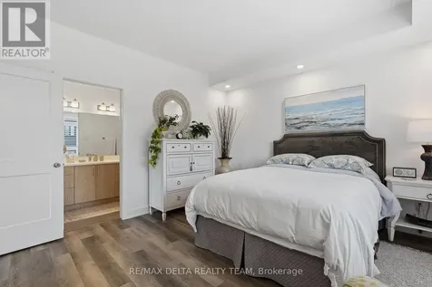 400 Rolling Meadow Crescent Ottawa ON K1W 0S1