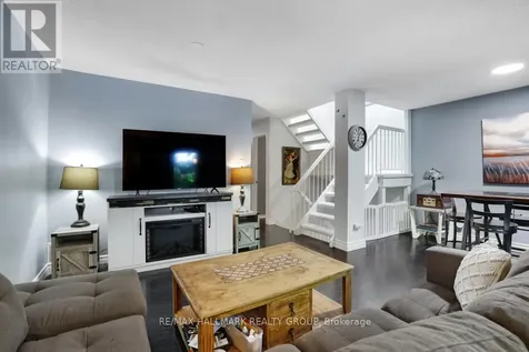 308 Lafontaine Avenue Ottawa ON K1T 3A4
