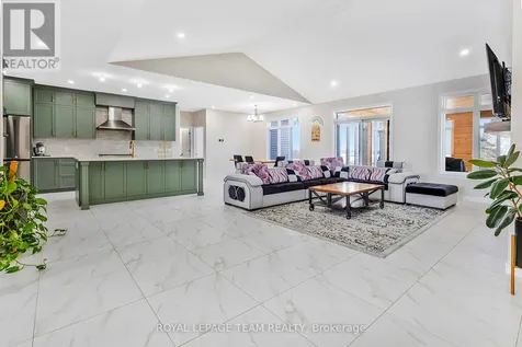 224 Trudeau Crescent Russell ON K4R 1E5