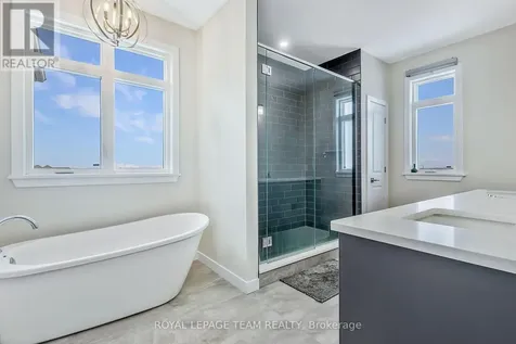 224 Trudeau Crescent Russell ON K4R 1E5