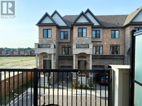 29 Icemaker Way Whitby ON L1P 0L5