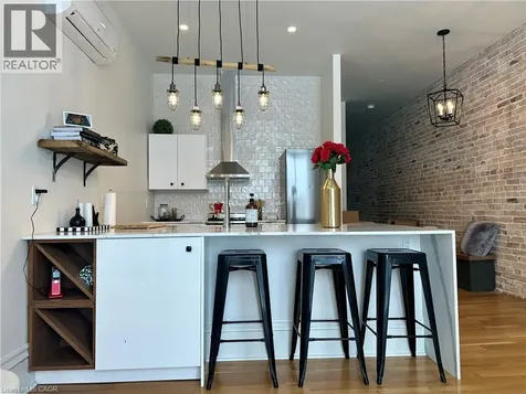 73 Grand River Street North Paris ON N3L 2M3