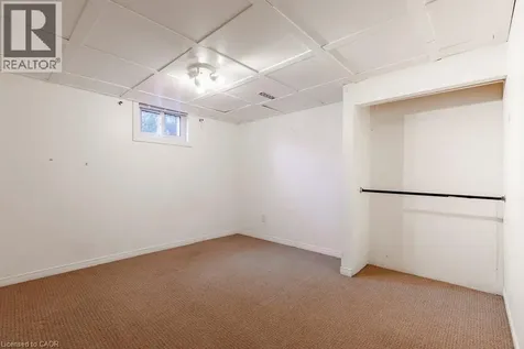 126 Mccraney Street West Oakville ON L6H 1H6