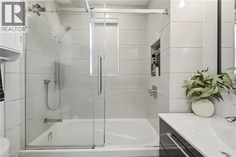 58 Tragina Avenue South Hamilton ON L8K 2Z3