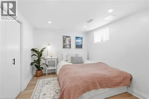 58 Tragina Avenue South Hamilton ON L8K 2Z3