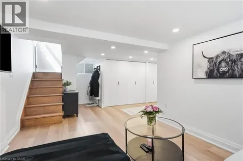 58 Tragina Avenue South Hamilton ON L8K 2Z3