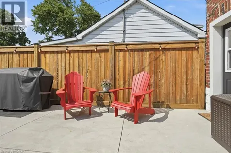 58 Tragina Avenue South Hamilton ON L8K 2Z3