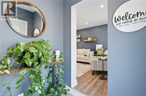 58 Tragina Avenue South Hamilton ON L8K 2Z3
