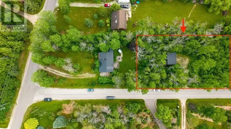 23 Silver Creek Drive Collingwood ON L9Y 4W8