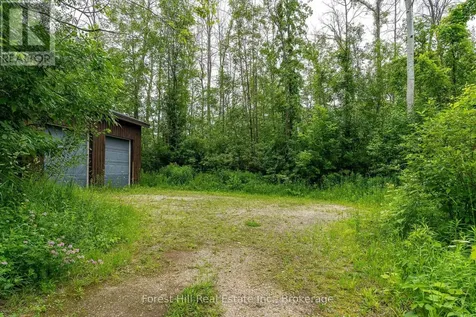 23 Silver Creek Drive Collingwood ON L9Y 4W8