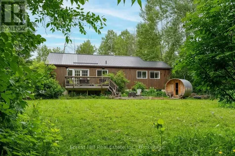 23 Silver Creek Drive Collingwood ON L9Y 4W8