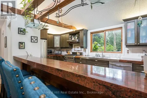 23 Silver Creek Drive Collingwood ON L9Y 4W8