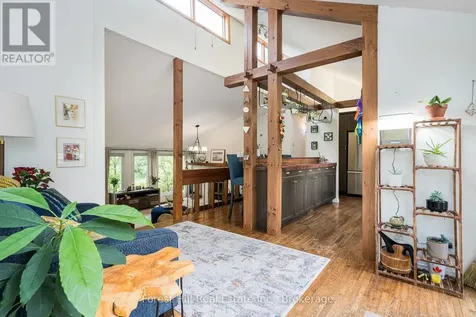 23 Silver Creek Drive Collingwood ON L9Y 4W8