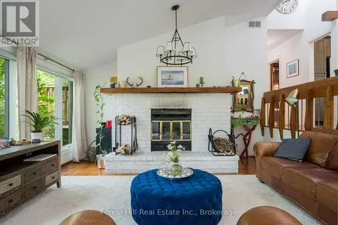 23 Silver Creek Drive Collingwood ON L9Y 4W8