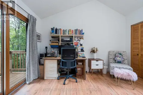 23 Silver Creek Drive Collingwood ON L9Y 4W8