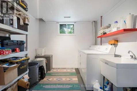 23 Silver Creek Drive Collingwood ON L9Y 4W8