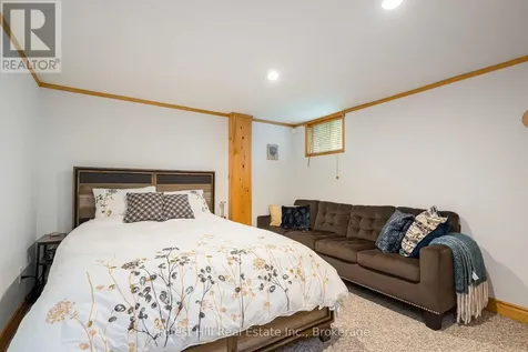 23 Silver Creek Drive Collingwood ON L9Y 4W8