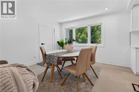 124 Corman Avenue Stoney Creek ON L8G 3W4