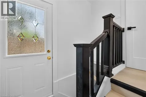 124 Corman Avenue Stoney Creek ON L8G 3W4