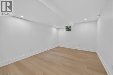 124 Corman Avenue Stoney Creek ON L8G 3W4