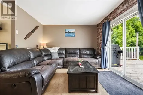 1598 Gary Avenue Sudbury ON P3A 4G4