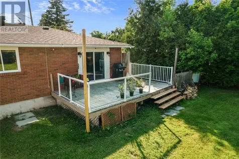 1598 Gary Avenue Sudbury ON P3A 4G4