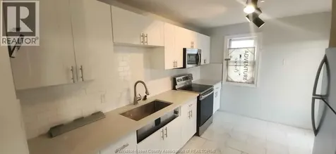 2292 Dougall Avenue Windsor ON N8X 1S8