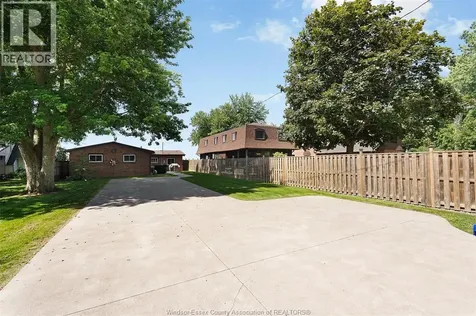 1824 Erie Avenue Amherstburg ON N9V 2Y8