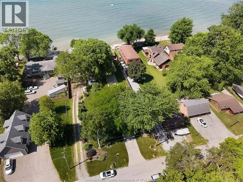 1824 Erie Avenue Amherstburg ON N9V 2Y8